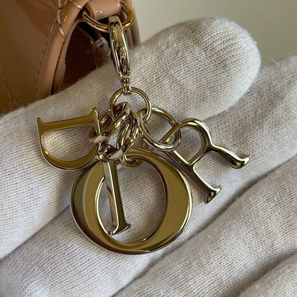 DIOR Lady Dior Flap Card Holder - Picture 4 of 14